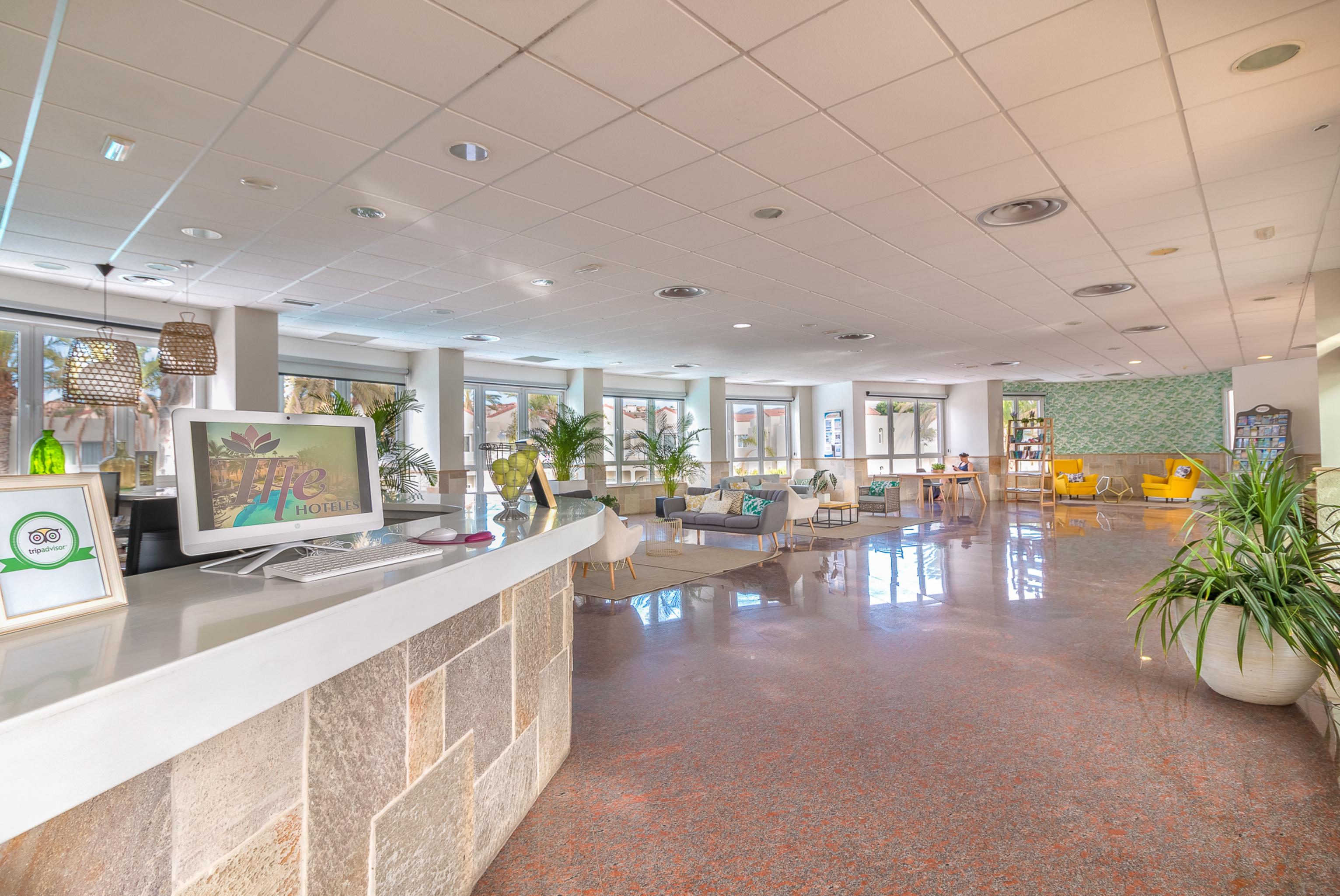 Hotel Livvo Koala Garden 马斯帕洛马斯 外观 照片